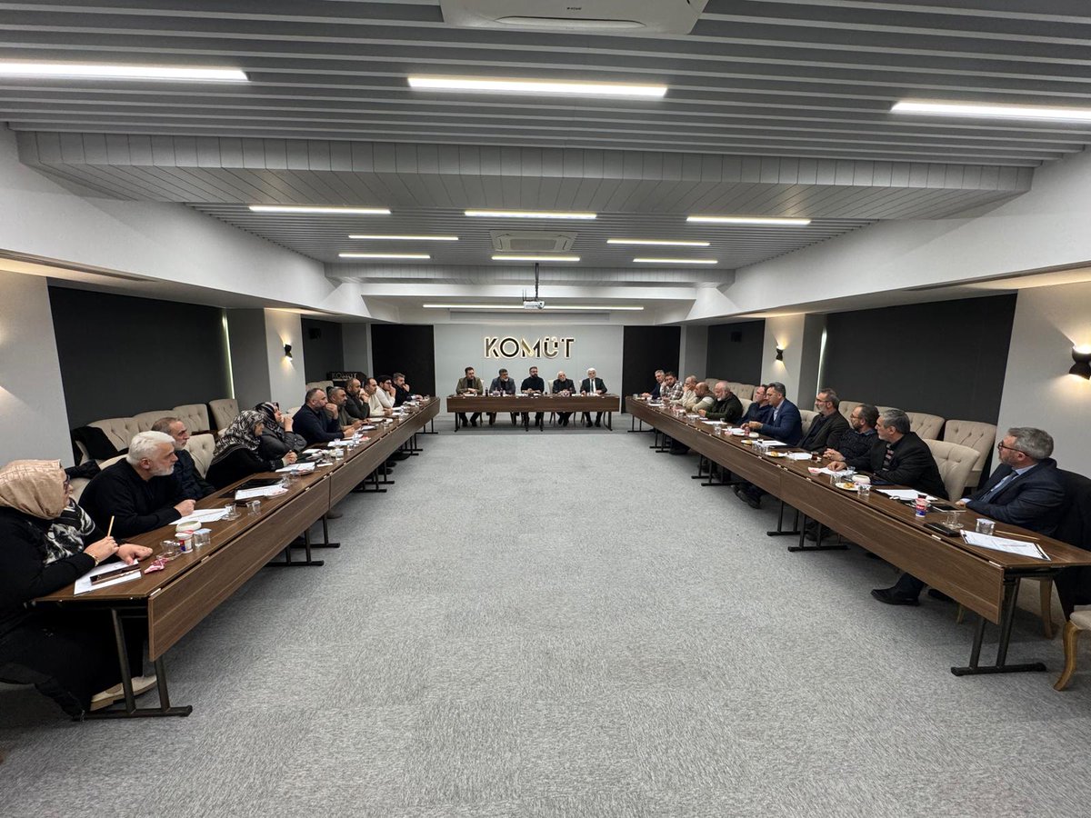 Konya STK Platformu olarak, genel kurulumuzun ardından ilk Yönetim Kurulu Toplantımızı Komüt ev sahipliğinde gerçekleştirdik
Toplantıda,yeni dönemde ele alınacak konu başlıkları istişare edildi.
Alınan kararların ve yapılan istişarelerin hayırlara vesile olmasını temenni ediyoruz