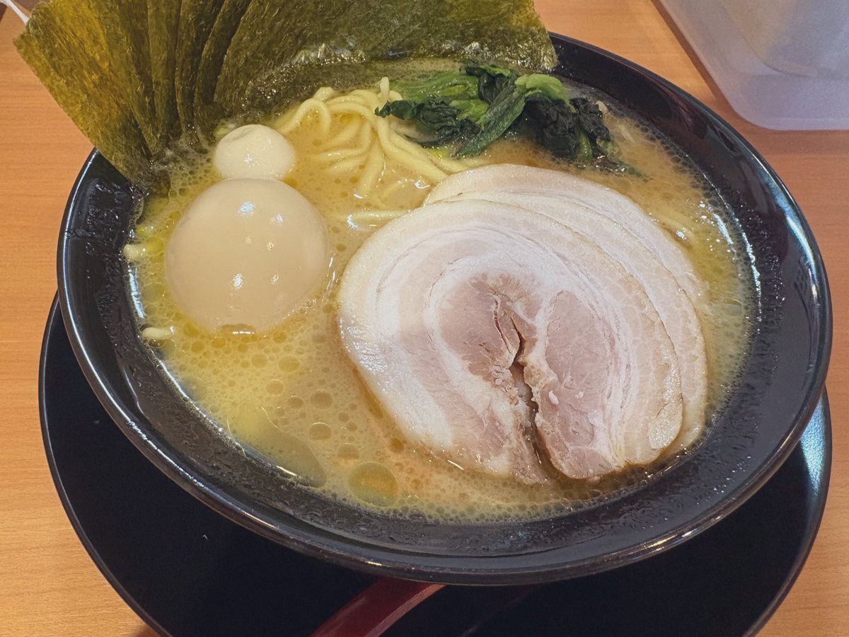 山岡家であけおめしようとしたらまさかの1時間待ちで怒りの木村屋で麺初め
あけおめ