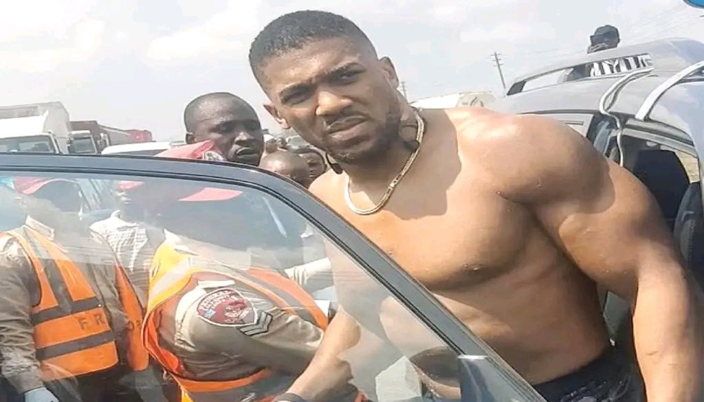 So Anthony Joshua's uncle has revealed that bystanders stole his phone at the accident scene? Isn't this both crazy and disheartening? 

For a man who just had a fatal motor accident? You see why we deserve our leaders? Because we are as wicked and lack empathic like them.

May