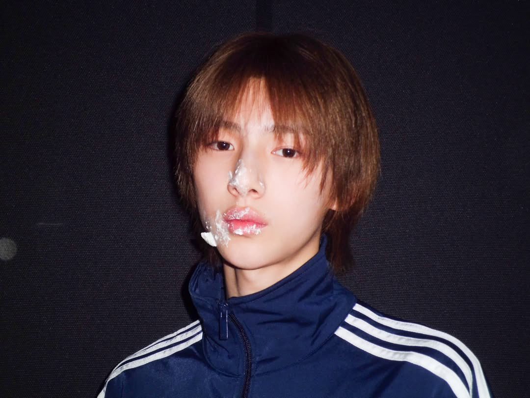 juhoontwt's tweet image. the cutest birthday boy ⊹ ࣪ ˖🍰₊˚⊹♡