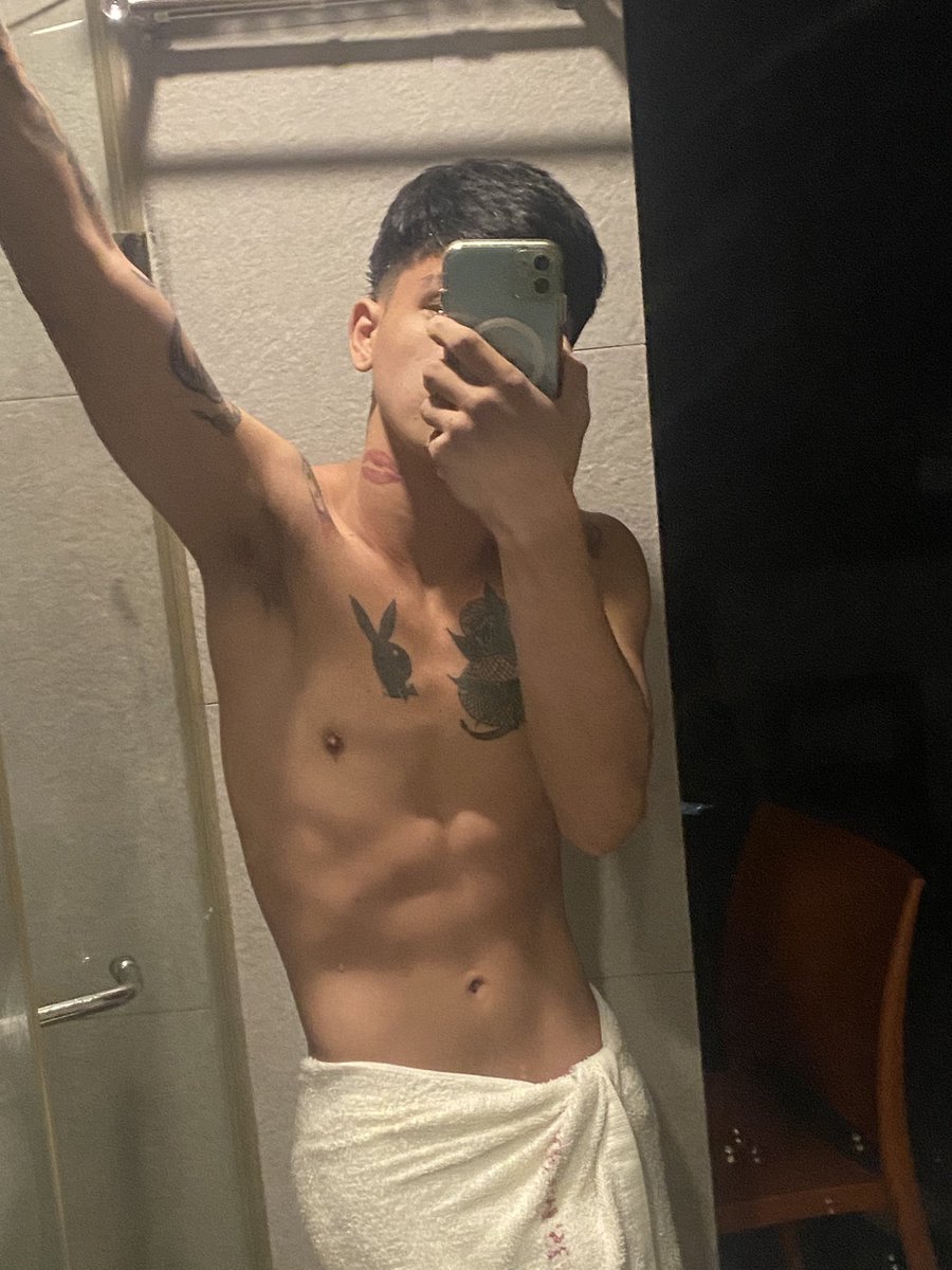Jake_Gwappings's tweet photo. Available ako now for hire or vc, thanks! 👉👌💦 https://t.co/nSaNGiaIm1
