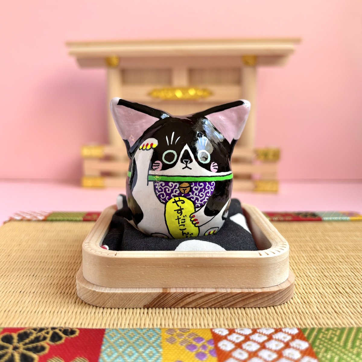 うちの子招き猫猫さんの ご紹介です🐈❤️❣️ 今日はお鼻の模様が