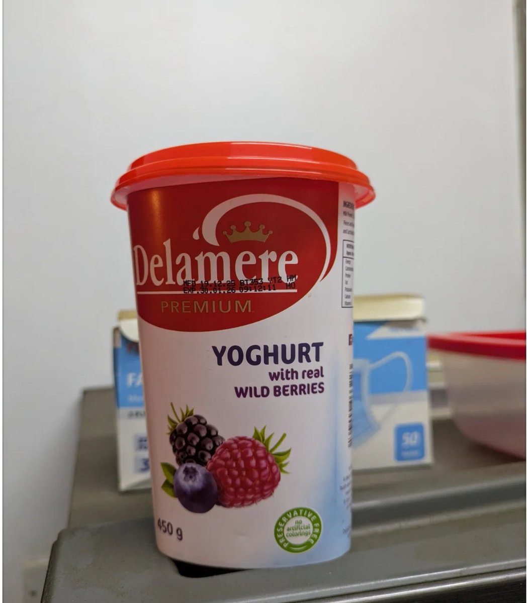 iLnico4real's tweet image. Bro to bro: Yoghurt is for women and children.