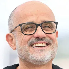 Menem de River tweet media