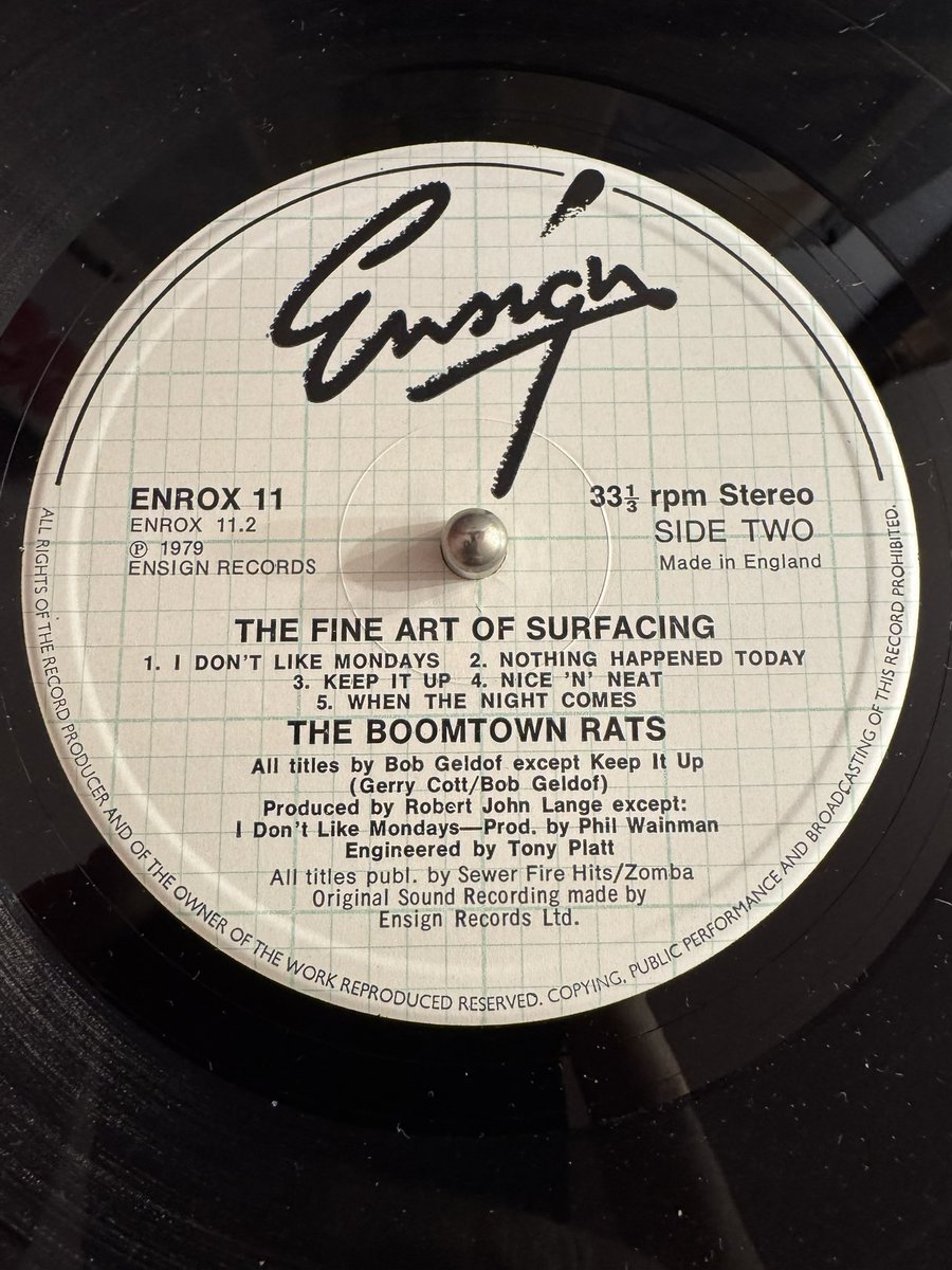 lee0969's tweet image. On this day in 1980 No 35 UK Album Chart The Boomtown Rats “The Fine Art Of Surfacing” IMHO a great album and another difficult choice for us. I’ll choose “Someone’s Looking At You” how about you? #1980s #TheBoomtownRats @jillwebb2005 @nikidoog @Carolyn_on_x  @FatOldAnarchist…