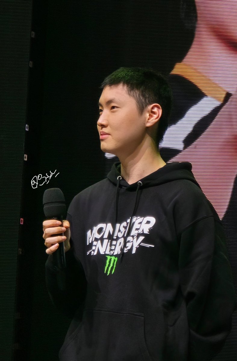 chovyfan's tweet photo. 빡 https://t.co/UG8PHSCweo