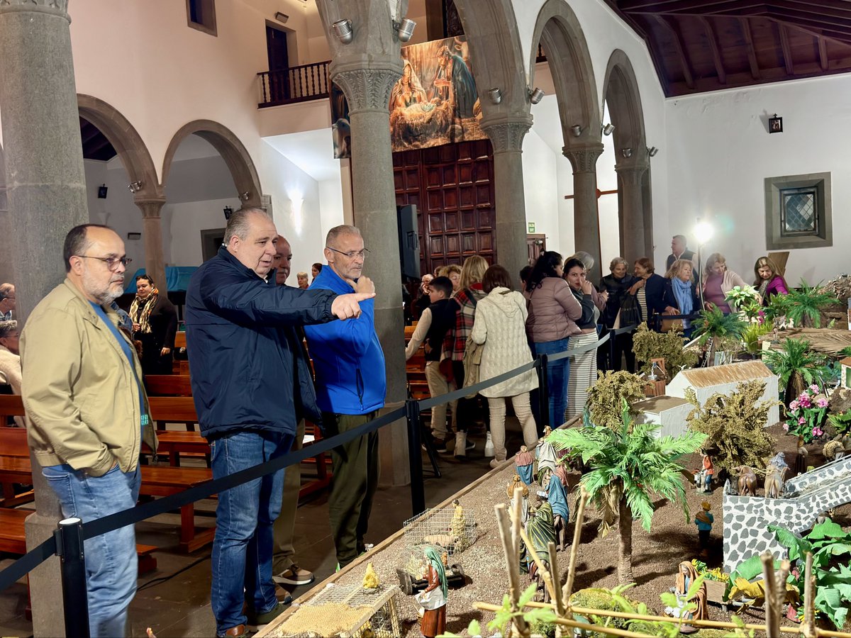 Anoche, iglesia llena en Jinámar para disfrutar del concierto “Música a la luz de las velas”. Gran acogida del público. 
El belén, un homenaje precioso al barrio. ❤️ ¡Gracias, Jinámar!

#NavidadEnTelde #CulturaTelde #Jinámar