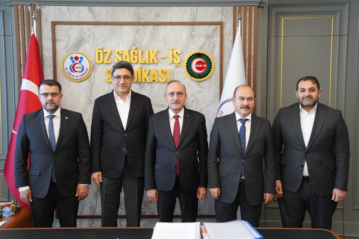 ilimizin kıymetli vekili Sn <a href="/Korkutata_Zeki/">Zeki Korkutata</a> Genel Başkanımız Sn <a href="/devletsert/">Devlet Sert</a> ile birlikte istişare ederek sorunlarımızla birebir hemhâl olmasından ve yeniden genel başkan seçilmesi dolayısıyla gerçekleştirdiği nazik ziyaretten memnuniyet duydum. Kendilerine teşekkür ediyorum.