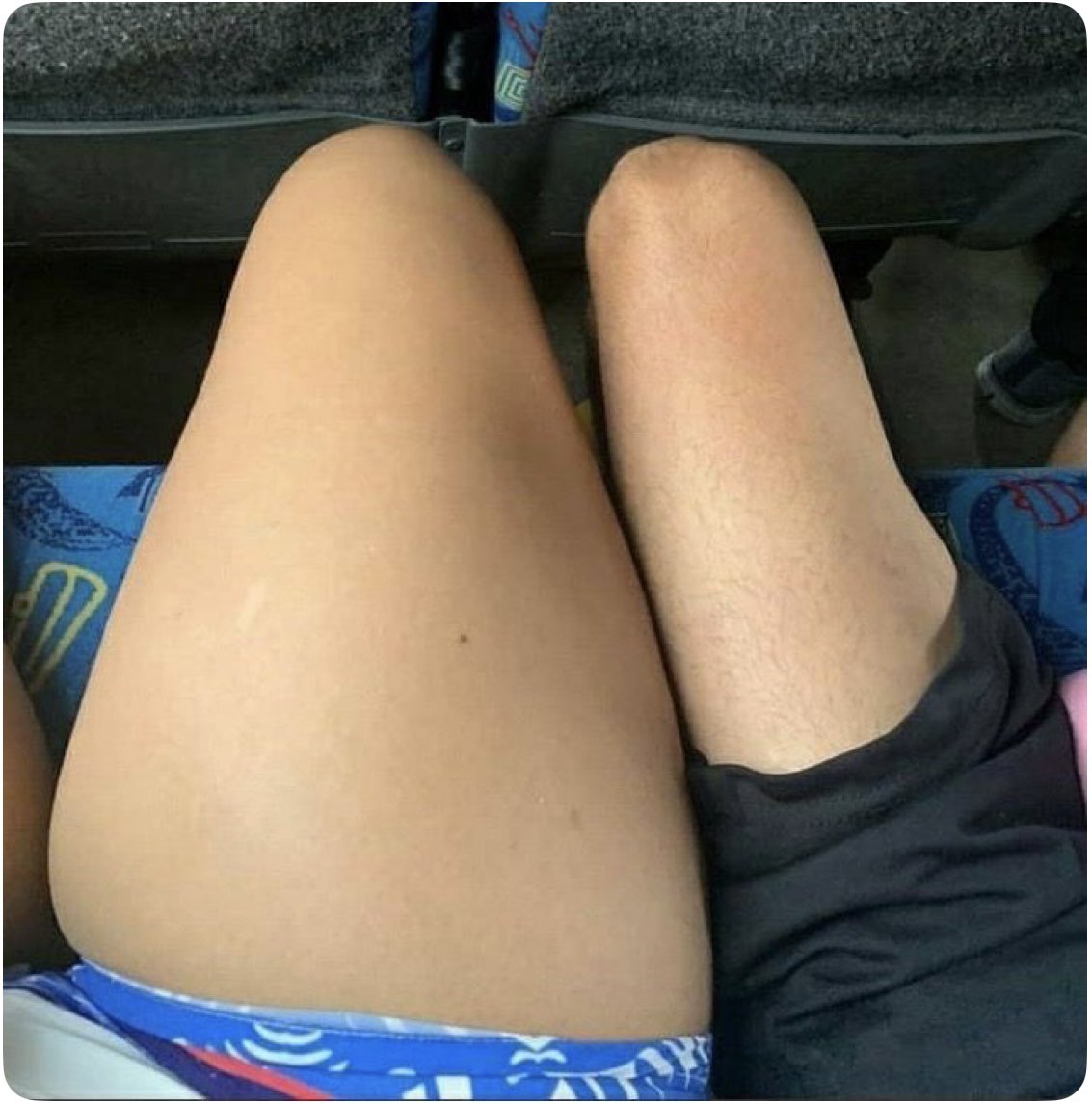 thenihiin's tweet image. Facts about relationships like this ??🤔