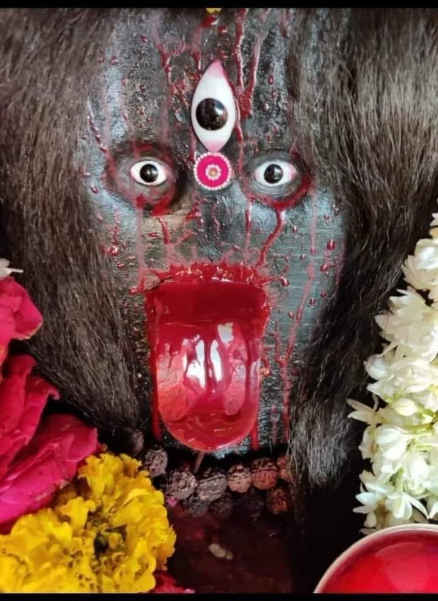 Unveiling History: The 4,500-Year-Old Tunic at the Egyptian Museum"😱🥰😭😊

#AncientHistory #Historical Treasures #archaeologylovers
#EgyptianMuseum
#Islamicchannel #viralpost2025