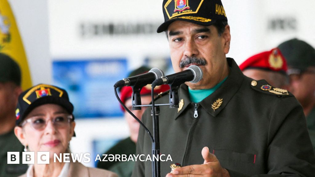 Prezident Donald Tramp ABŞ-ın Venesuelaya "genişmiqyaslı hücum etdiyini" və nəticədə ölkə lideri Prezident Maduro və həyat yoldaşının "saxlandığını" deyib.

bbc.in/4qAmOpE - xəbər linkdə yenilənir