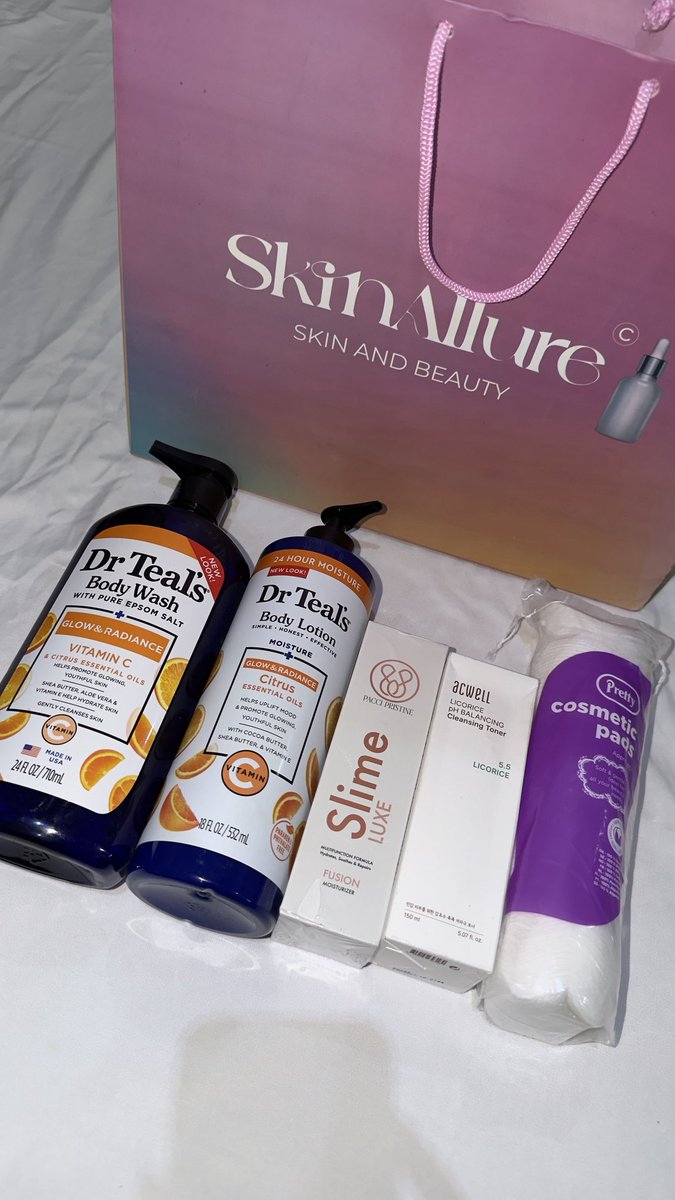 Skinalluré tweet media