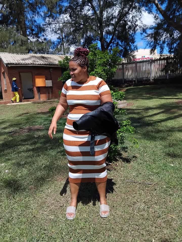 AdvoBarryRoux's tweet photo. Nobuhle Mabaso from Ntinini was beaten by her boyfriend last month &amp; had been in hospital until she died last week. He still hasn’t been arrested. He claimed he beat her because she spent 30 minutes in the toilet, then took her to hospital without informing the family. https://t.co/hVEpmt1RAI