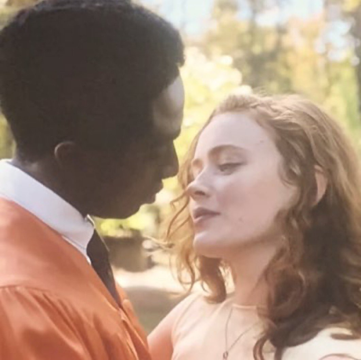 BaylorrCha22272's tweet photo. @StrangerNews11 This is what, you call real Romantic Chemistry.
#LumaxEndgame https://t.co/TCFn3m5fh1