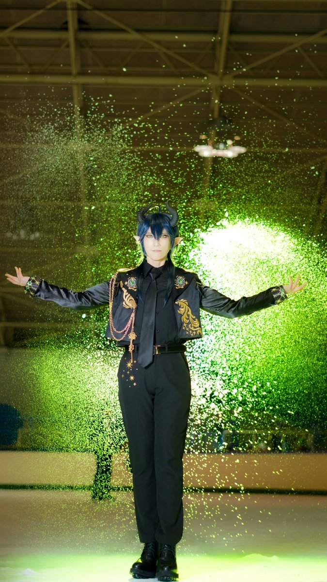 ※コス/twst 🐉

『夜の祝福あれ』

SpecialThanks🙏
いづるさん、奏さん、ふぇるさん⛄️
📷.怜央さん
#こすみっとあいす