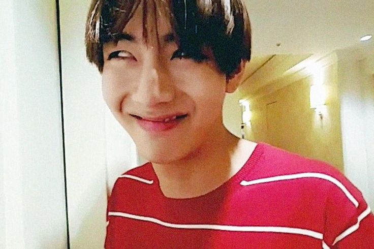 flowerofjin's tweet photo. Ayoo I'm back anybody remember me??? https://t.co/HgxwvfWSvD