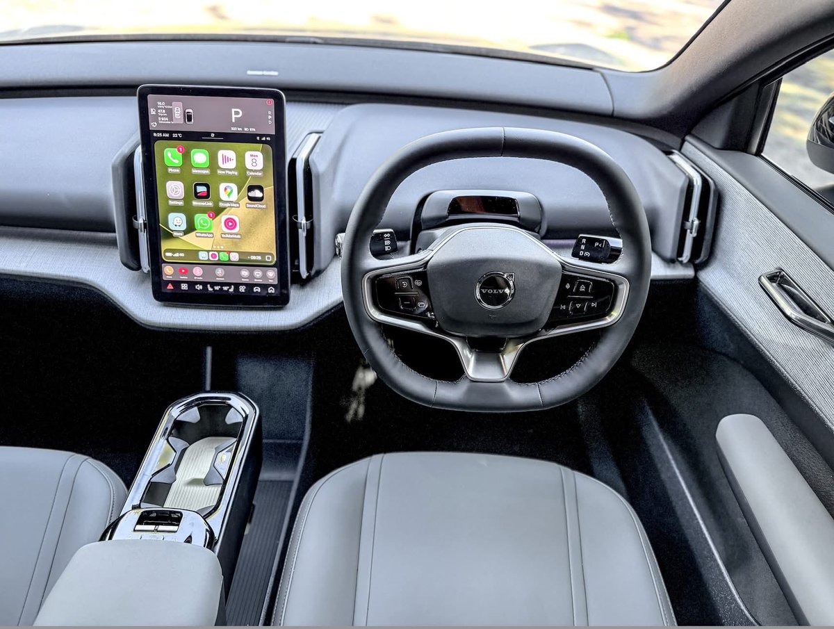 AutoTrader tweet media