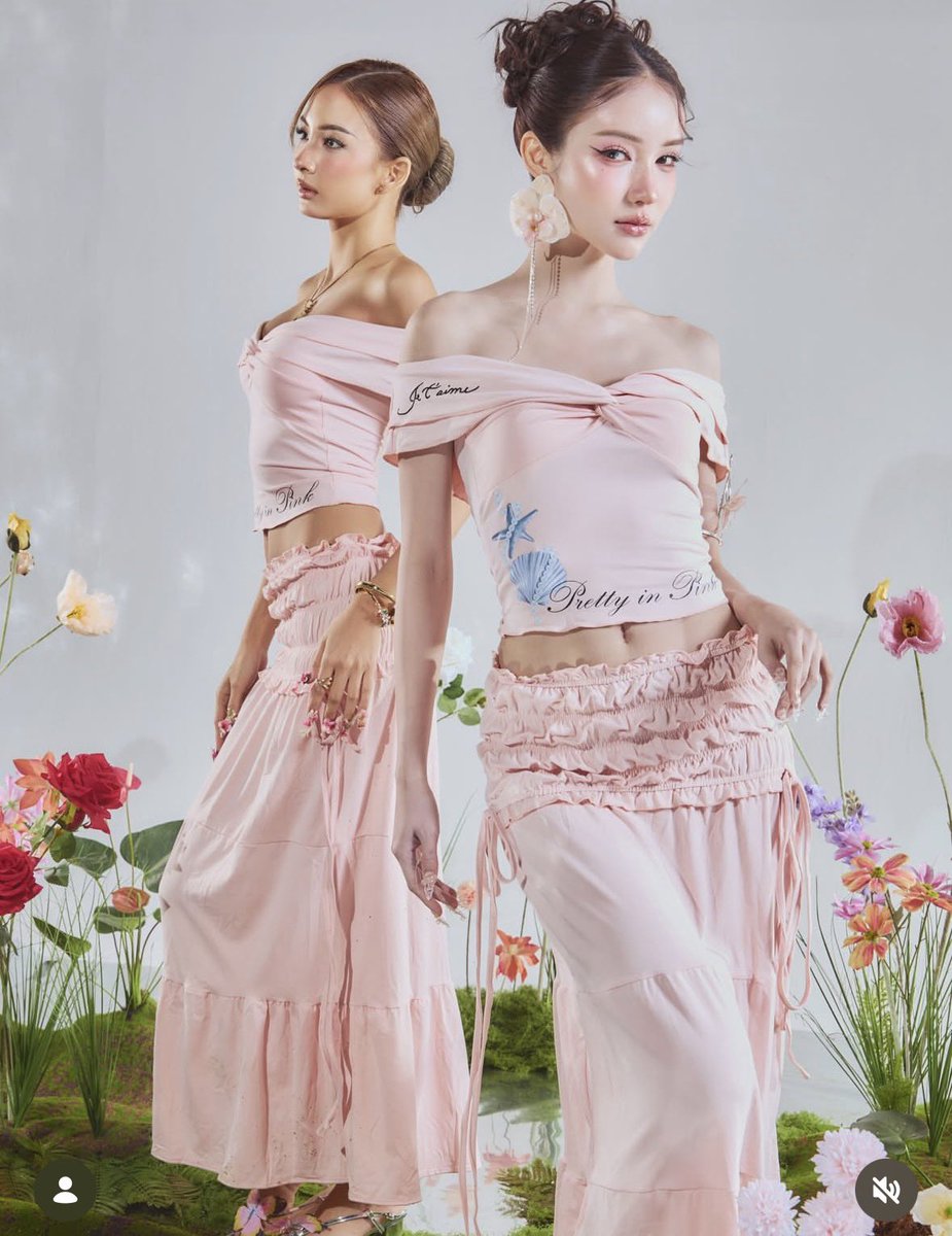 hck6395's tweet photo. WHYSOCUTE - Ocean Blossom Off-Shoulder Dress (SET เสื้อ+กระโปรง) รุ่น K.โยชิเลนค่าา  สี Blossom Pink (Size M) 
มือ 1 แพคถุง 
💗✨ 400 ส่งฟรี

#ส่งต่อเสื้อผ้า #ส่งต่อเสื้อผ้ามือสอง #เสื้อผ้ามือสอง  #ส่งต่อเสื้อผ้ามือ2 #ส่งต่อ #โล๊ะตู้ #ส่งต่อคสอ #ส่งต่อสกินแคร์ https://t.co/Spa9dGVXlv