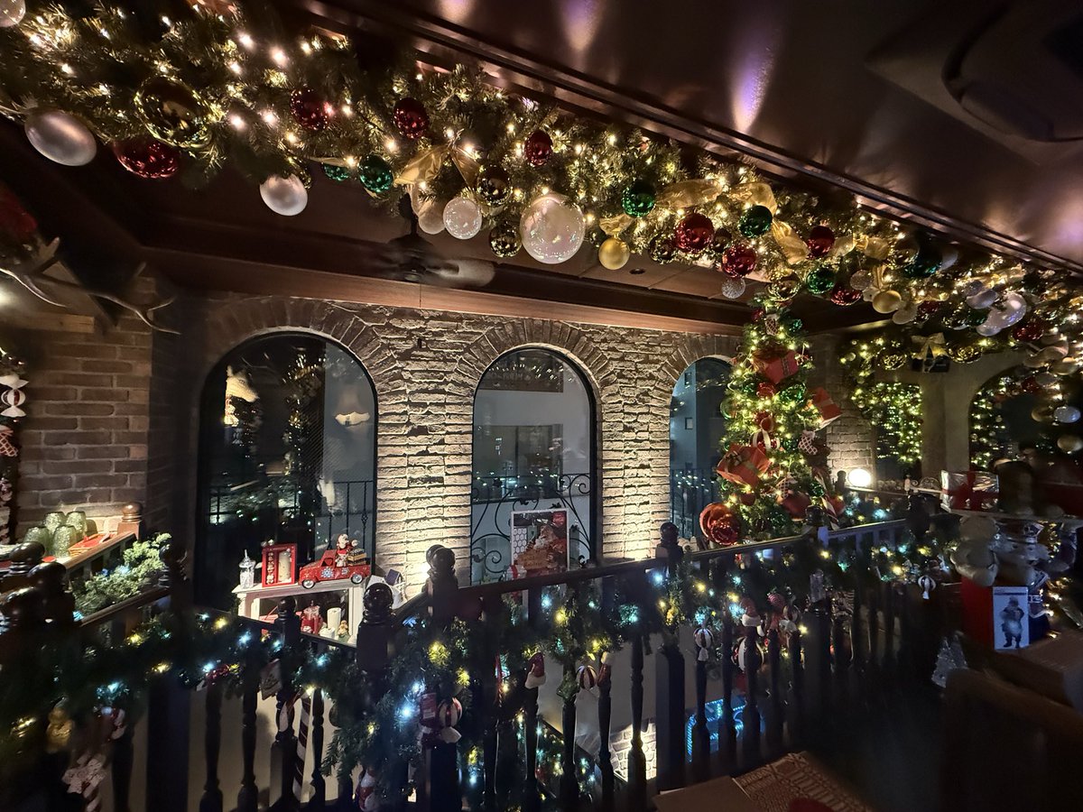 insi_nn_'s tweet photo. 遅れすぎのクリスマス投稿🎄✨ https://t.co/ucNkaoeNee