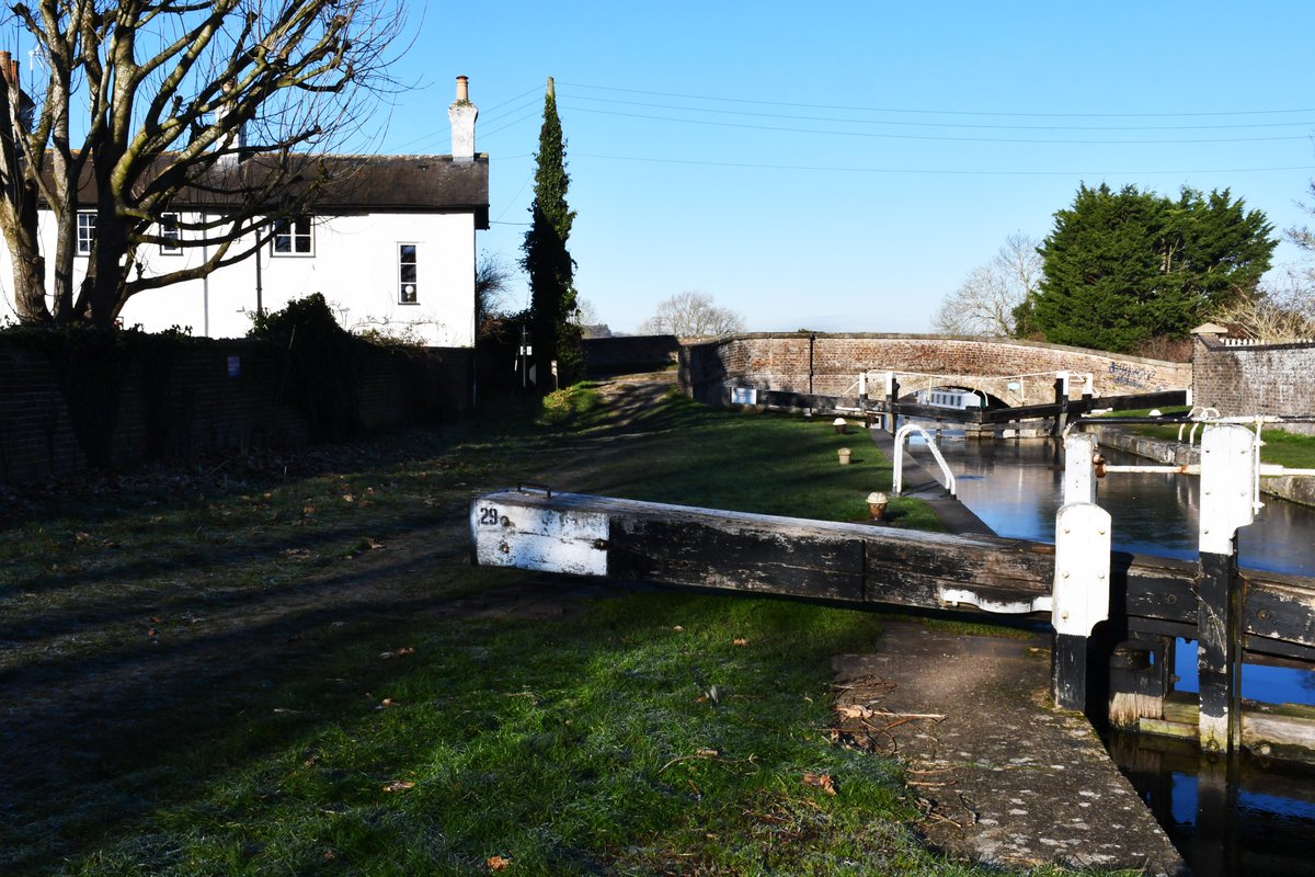 retired_tom's tweet photo. My photos from #January 2024
@CanalRiverTrust #GrandUnionCanal #Slapton #LeightonBuzzard #Lock #Bridge #Narrowboat #Reflections #Ice
#Canals & #Waterways can provide #Peace & #calm for your own #Wellbeing #Lifesbetterbywater #KeepCanalsAlive https://t.co/gAWJ6nuliE