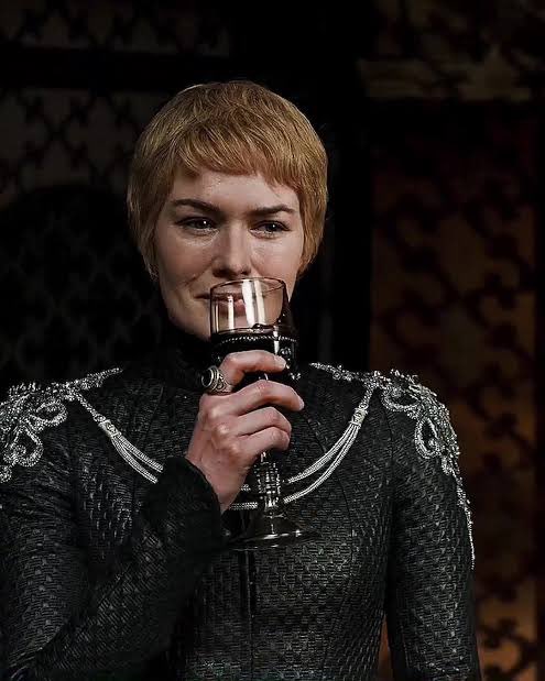 Lasserplay's tweet image. Viendo como explotan el cuartel de la montaña