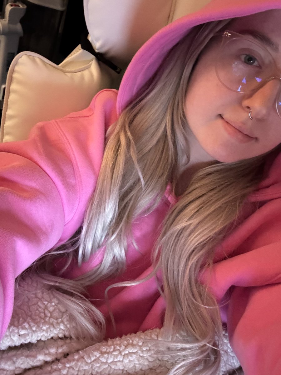 🎀Nicole🩷 tweet media