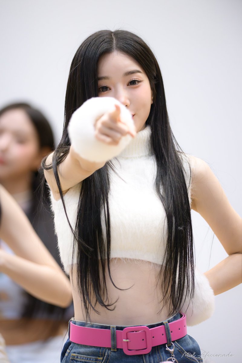 ModAficionado's tweet image. tripleS msnz @ 송도아트홀 251206 #tripleS #트리플에스 #김유연 #YooYeon