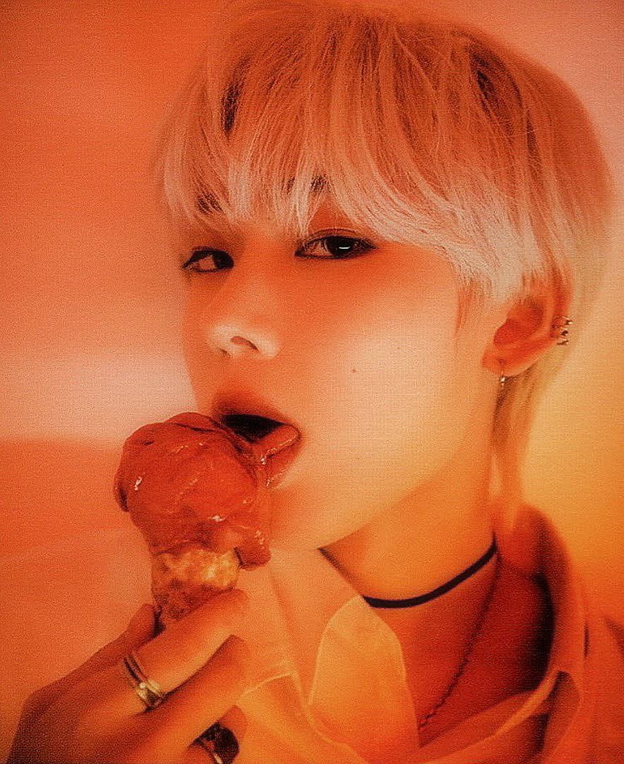 jake_loveyou's tweet image. 당시에 미자인애들 데리고 이런거 찍었다는게 진짜 씹변태스러움