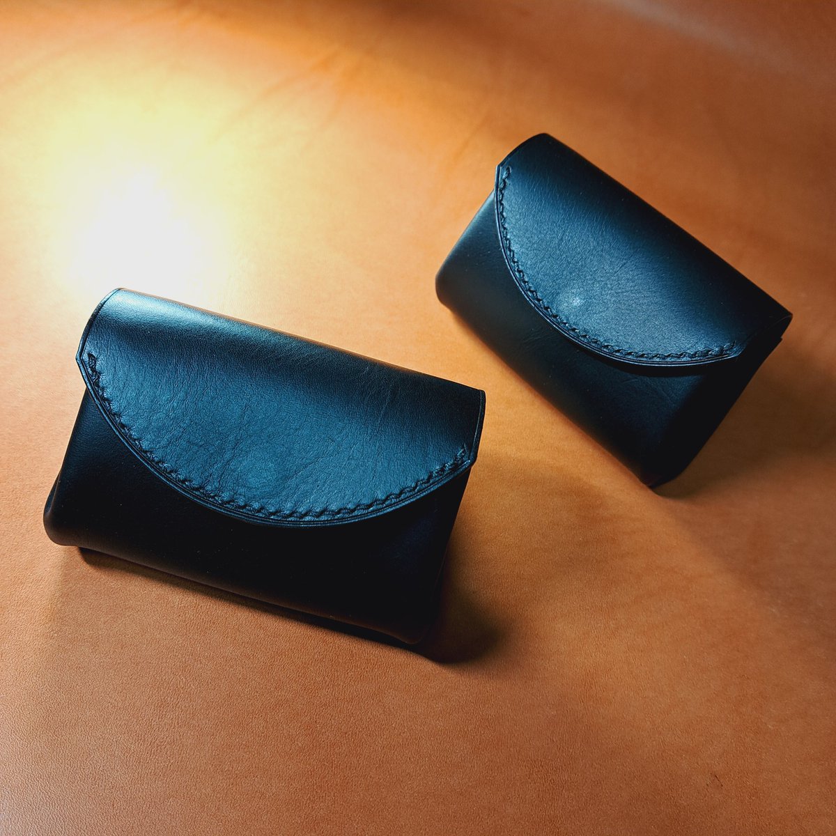tf_craft's tweet photo. wallet

明けましておめでとうございます。
昨年は大変お世話になりました。
本年も宜しくお願い致します<(_ _)>

#レザークラフト
#ハンドメイド雑貨
#ミニ財布
#コンパクト財布 https://t.co/11xMhpEPz2