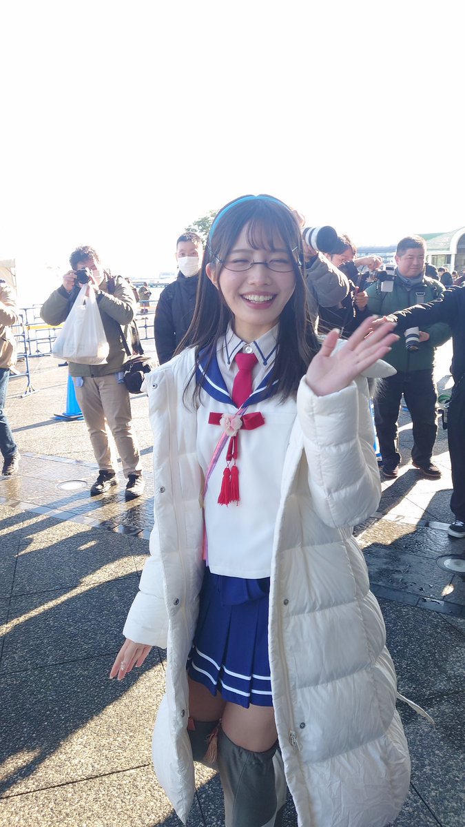 kuni3510's tweet photo. #艦これ新春ライブ2026
前段作戦(一回公演)に突入してきました！
艦これのイベントに参加するのが久しぶりでワクワクたまんない！！
艦娘の皆さんに会えたし、
最高のライブだぜい！！
新しく友人も数人できたし、
提督続けるぞーーー！！！

はぁ、帰省するか　お帰り現実 https://t.co/8zL7c4VKzM