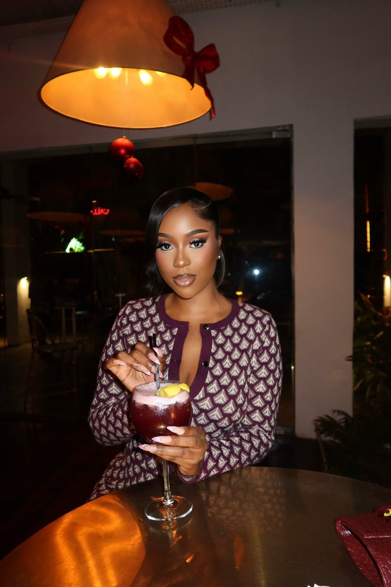 Mummy of London tweet media