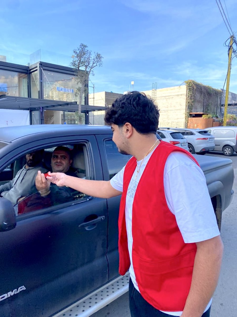 Lebanese Forces School Students tweet media