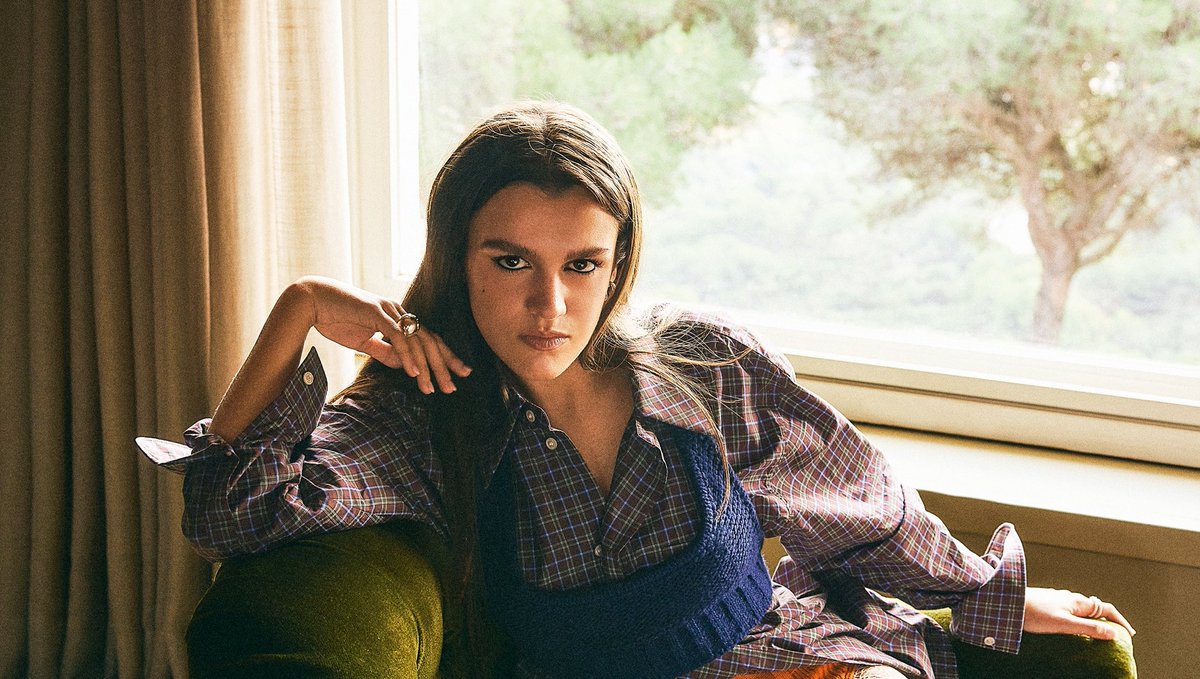 hoy amaia cumple 27 años

desde que la conocimos tras ganar OT 2017, ha construido una carrera marcada por la honestidad artística, el cuidado musical y una sensibilidad poco común. amaia destaca por su forma de interpretar, su criterio creativo y su capacidad para emocionar sin