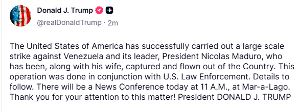🔴🇻🇪 #ATENCIÓN El presidente de Estados Unidos, Donald Trump, indicó que Nicolás Maduro "fue capturado" y trasladado en un avión junto a su esposa fuera del país. 

NOTICIA EN DESARROLLO...eltiempo.com/mundo/venezuel…