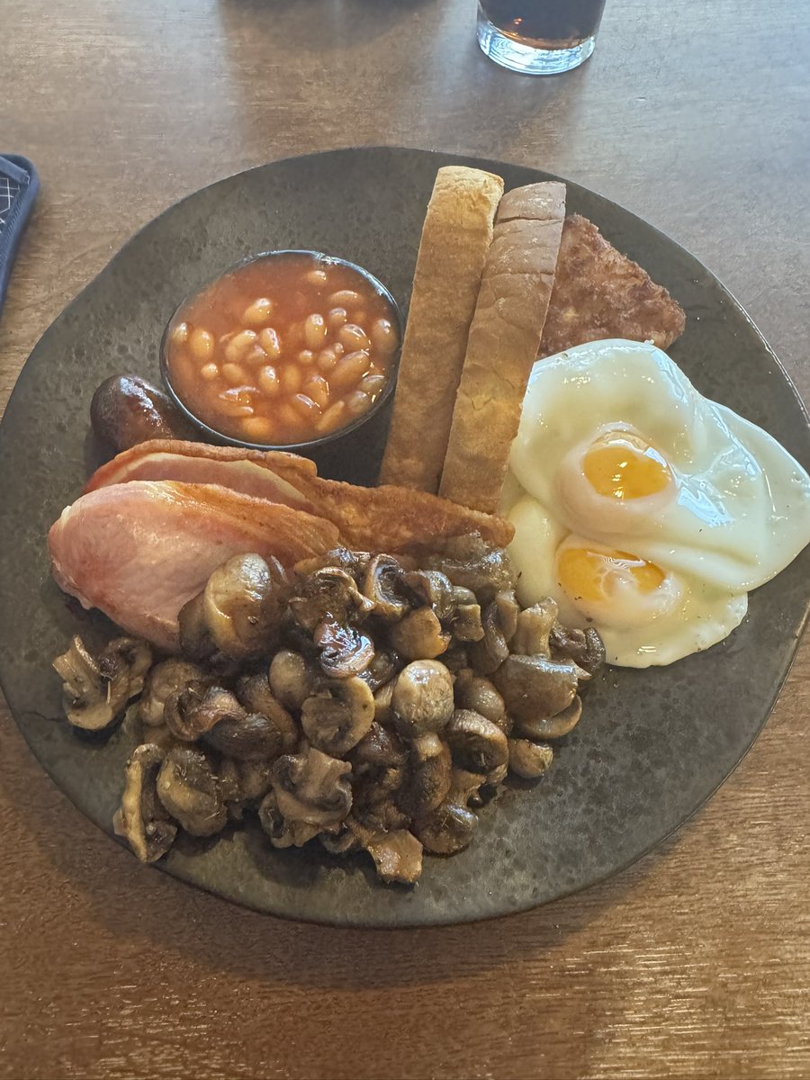 OllieGoddardGsy's tweet photo. Gotta B for breakfast

#AlphabetChallenge #ThemesWeek https://t.co/RMIrPWwwNo