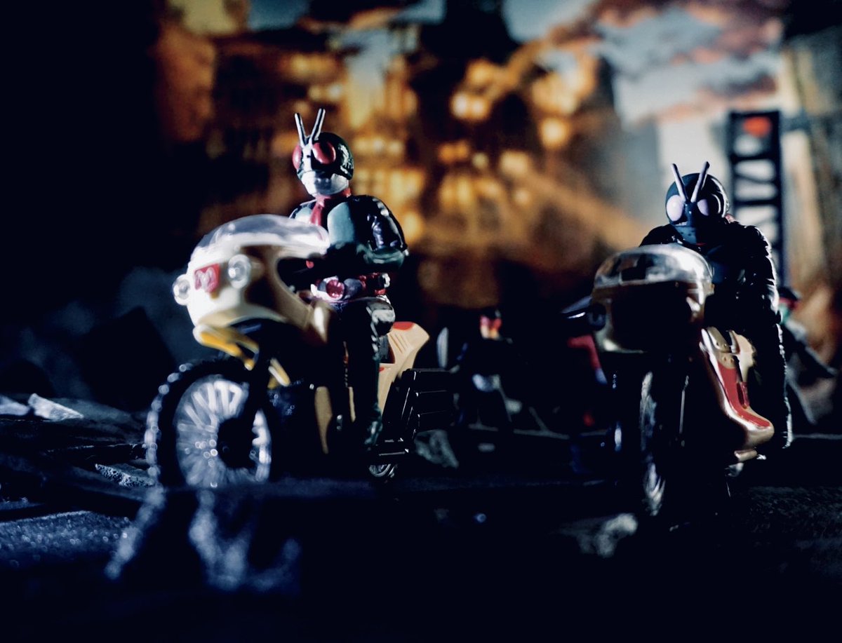 YasuoHashimoto5's tweet photo. オモ写の撮影の裏側
のぞいてみます？
3枚目、撮影風��
#仮面ライダー https://t.co/uzphB36mCd
