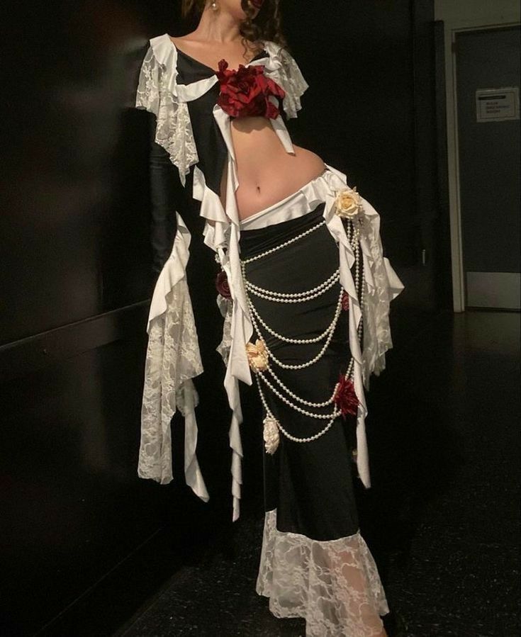 ᥫ᭡. (@lovelyfemm) on Twitter photo 