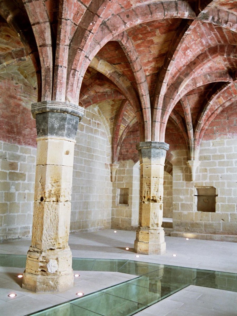 Real Monasterio de Rueda tweet media