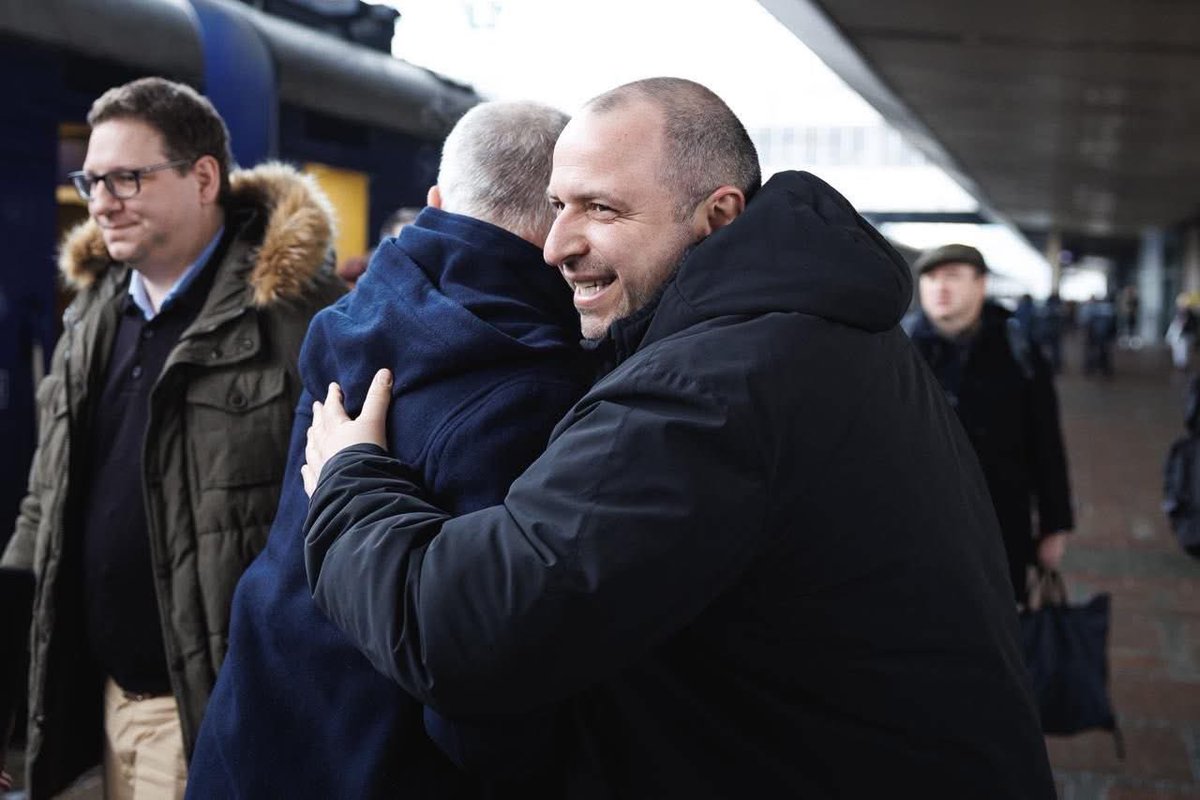 rustem_umerov's tweet image. National security advisers from European countries have arrived in Kyiv.

The representatives of Germany, the United Kingdom, France, Italy, Spain, Latvia, Estonia, Lithuania, Poland, Finland, Canada, the Netherlands, Sweden, Norway, and Denmark, as well as NATO, the European…