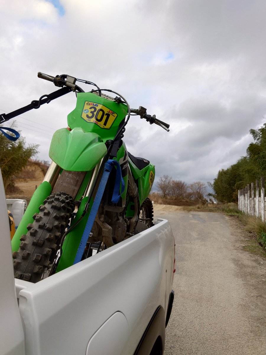 知らぬ間に年越しからの、走り始めてます(笑)

結局やる事大量に有ると年越しもへちまも無い😂😂😂

全力で今年もやるだけです😊

どうぞ宜しくお願い致します🙇

あと事業に専念する為にレース活動は休止させて頂きます。
ご理解の程宜しくお願い致します🙇

バイクは乗るので、誘って下さい(笑)