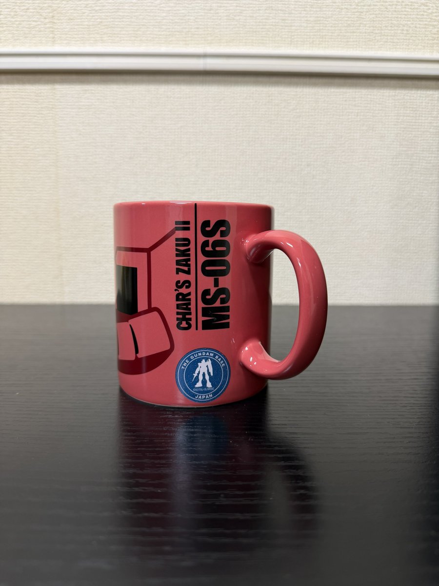 友達から貰ったお土産その① シャア専用ザクのマグカップ☕𓈒𓏸︎︎︎︎