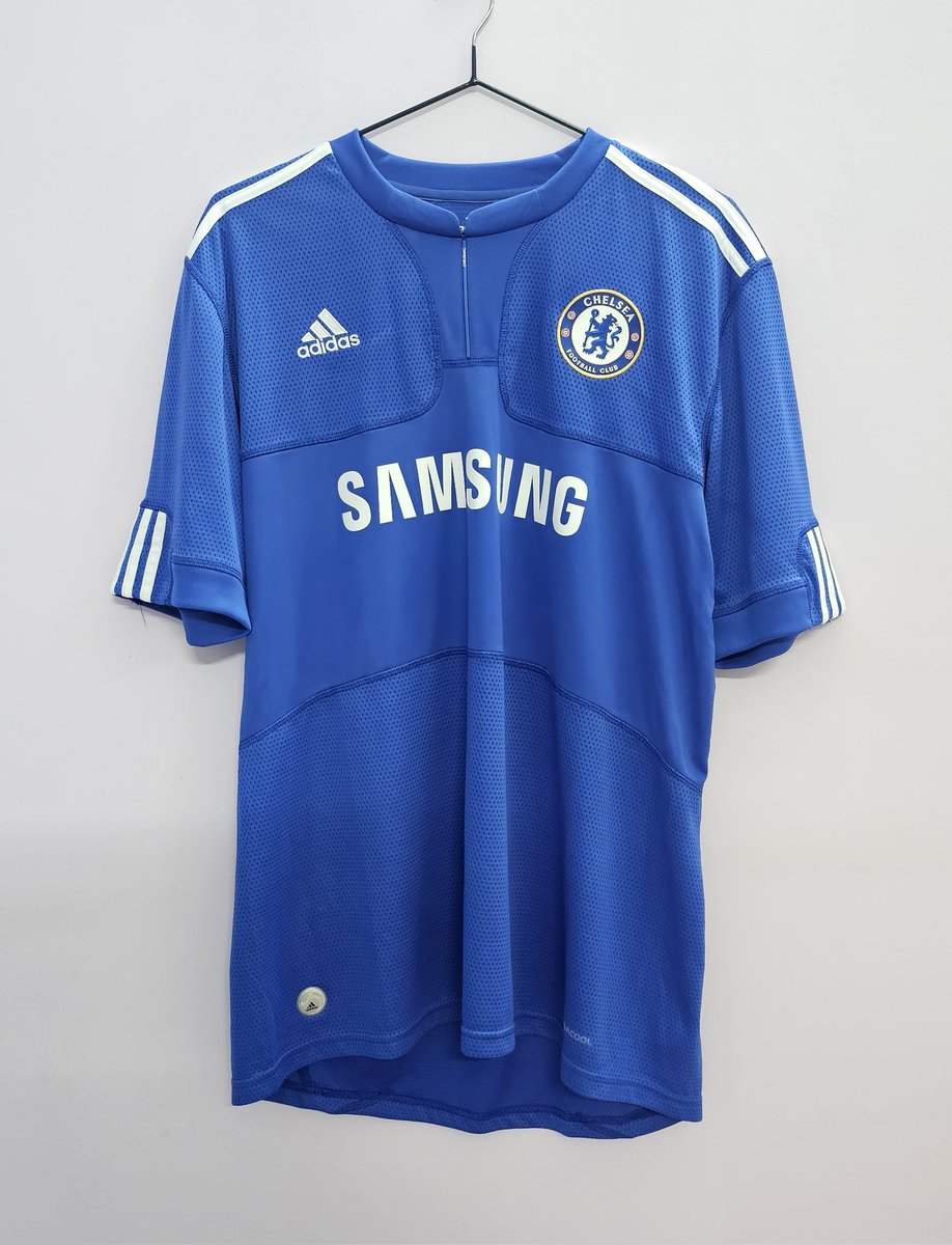 VsKitCorner's tweet image. 🏴󠁧󠁢󠁥󠁮󠁧󠁿 For Sale!

Official Chelsea 2009/10 Home Drogba.

Large. 

Excellent condition.

£88. 

#CFC