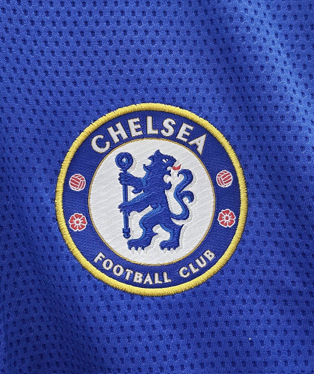 VsKitCorner's tweet image. 🏴󠁧󠁢󠁥󠁮󠁧󠁿 For Sale!

Official Chelsea 2009/10 Home Drogba.

Large. 

Excellent condition.

£88. 

#CFC