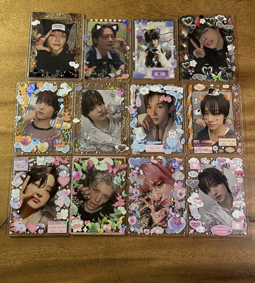 euijoorine's tweet image. 6 girls, several stickers, a random cafe, the wolf moon and a dream #lunedecoclub @Halfaamazing @asakomejo @taetbug @wydkiah + Erin 🌕 🐺