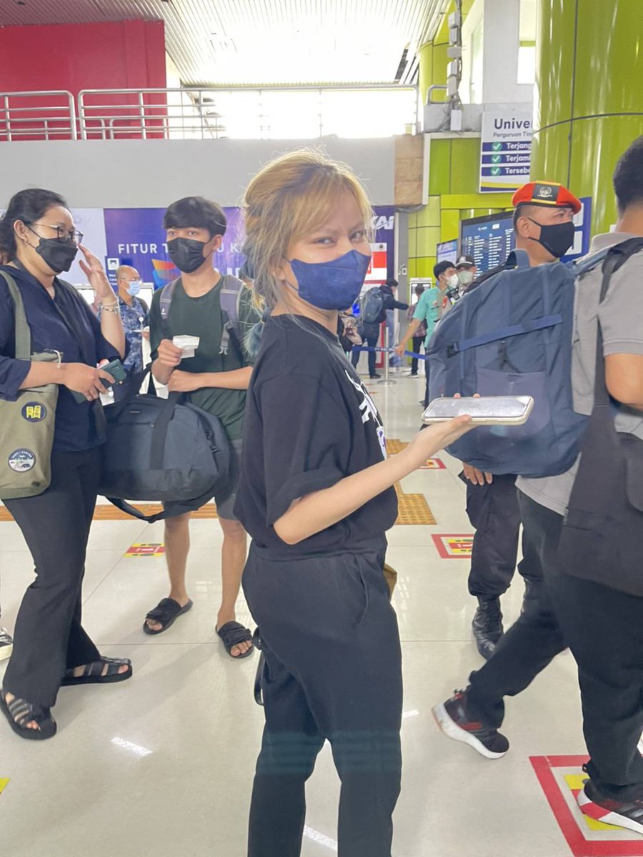 cigaretteyuta's tweet image. tags. SCAMMER RISMA SARI AGUSTINA / CHIMA owner @/teumejjang/ RACY BINSO GO YUXIN. Hati2 guyssss