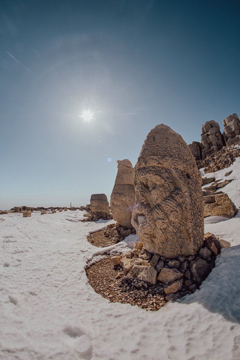 Nemrut dağı / Adıyaman 

instagram.com/p/DTBCVXdjOjM/…