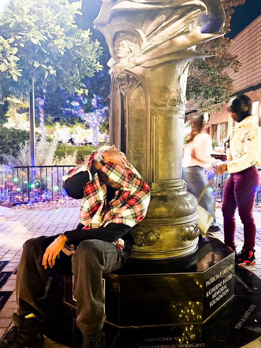 dannymontannaaa's tweet image. ⚙️⚒️..°°#diamondeyes