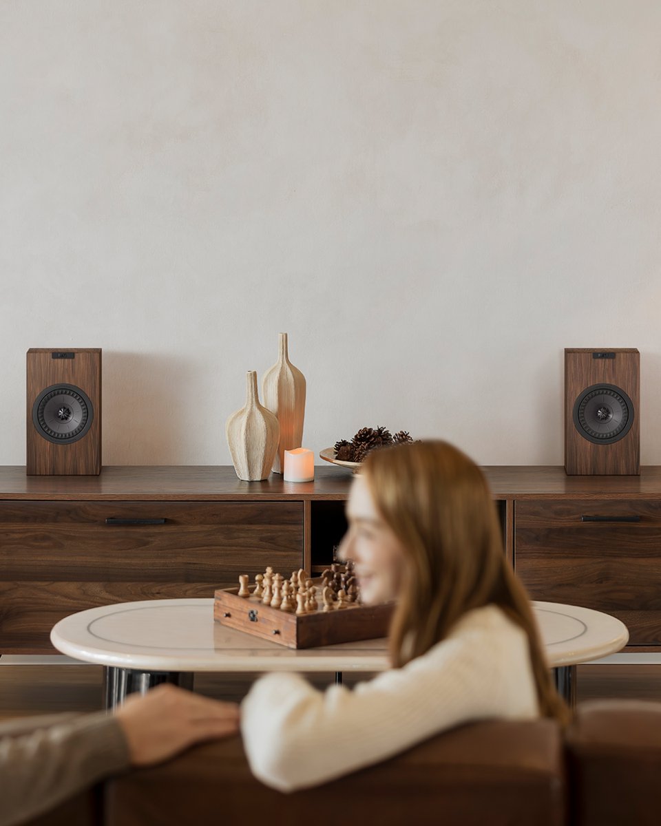 KEFAudio's tweet image. Entering the new year with sound that sets the standard.

Q1 Meta delivers high-fidelity sound in a compact form.

Shop now: kef.world/g66

#KEFListenAndBelieve #KEFAudio