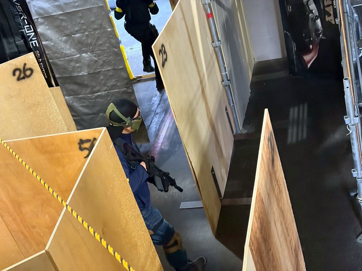 1/3
ストライフ NEWYEAR BATTLE
ご参加いただきありがとうございました😊
Total 61ゲーム

photo
drive.google.com/drive/folders/…

ストライフは皆さんに楽しみにして貰えるように沢山写真を撮ります🥳
カッコよく撮れている写真は #ストライフ を付けてポストしてくださいね👍