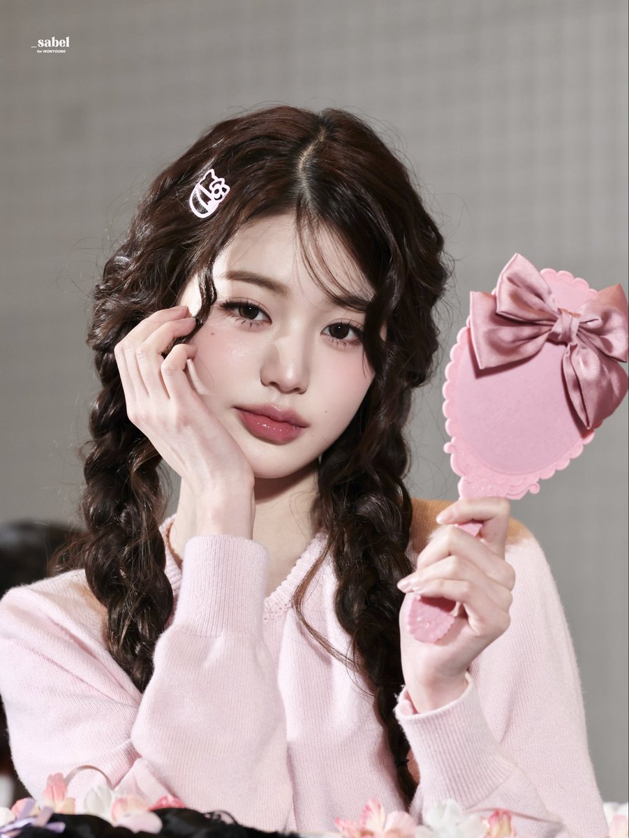 wy_sabel's tweet image. 260103 🪞
#아이브 #IVE #장원영 #JANGWONYOUNG #원영 #WONYOUNG #ウォニョン